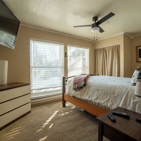 Tranquil 2-bedroom condo in Brian Head with pool and sauna