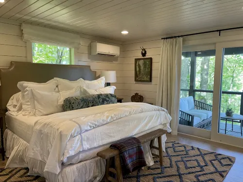 "The Nut House" Long Range Views & 5 Minutes to Cashiers Crossroads - 4-Star