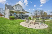 5 Bed Home with Game Room, Theater Room, Fire Pit, Only 3 Mins from the Ark! - 4-Star