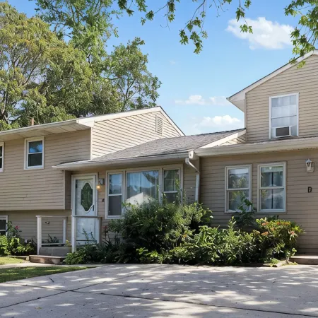 Cape May 4 Bed Pool Oasis,Dog Friendly, Sleeps 10, Outdoor shower + Firepit + EV