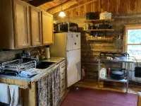 Rustic Oak Log Cabin in the Ponderosa Pines great for a quiet get away. - 2-Sterne
