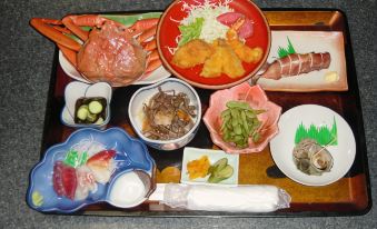 Onsen Minshuku Shirahamaya