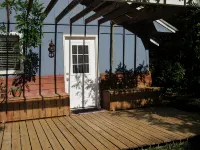 Beautiful Secluded Cottage In Old Ocean Springs Ms - Country Houses
