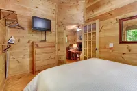 Quiet cabin in the woods, only 10 min from downtown Helen - Feriehus