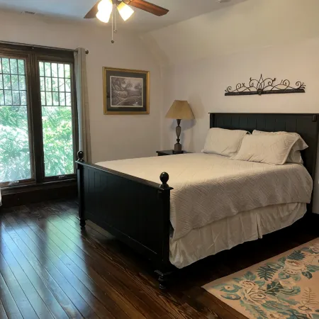 Historic charm in downtown Tryon; 18 Minutes from Tryon Intl Equestrian Center