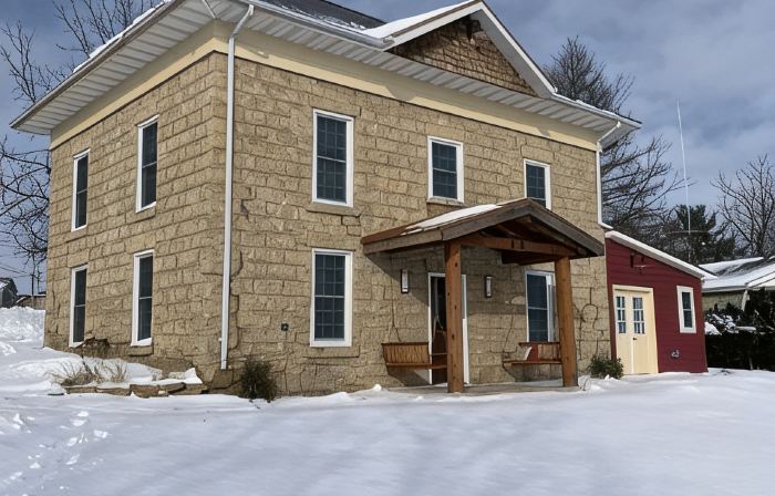 Hamilton Goebel House 816 E Louisa St Darlington Wi