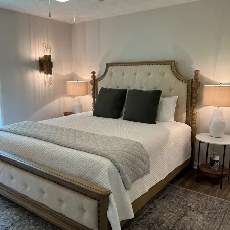 Farmhouse - A private sanctuary Hayride included with 3 or more nights Hotels in Walker County