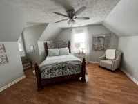 3 bedroom, 2 full baths, plus finished basement with additional bed - 3-Star