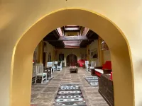 Jafferji House - parking