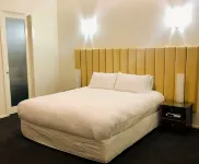 Spacious, modern apartment right in the Bendigo CBD - อ่างจากุชชี่