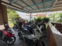 Cenang Room Rahsia Motel - モーテル