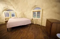 Mountain Sanctuary Dome Rustic Solitude 5BR - 3-Star