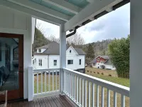 Modern Luxury meets Downtown Experience Centrally-Located in Bryson City - 4 estrellas
