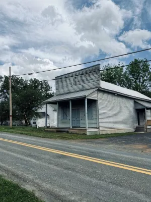 Cozy studio rental situated between Bedford and Lynchburg Virginia - Wifi