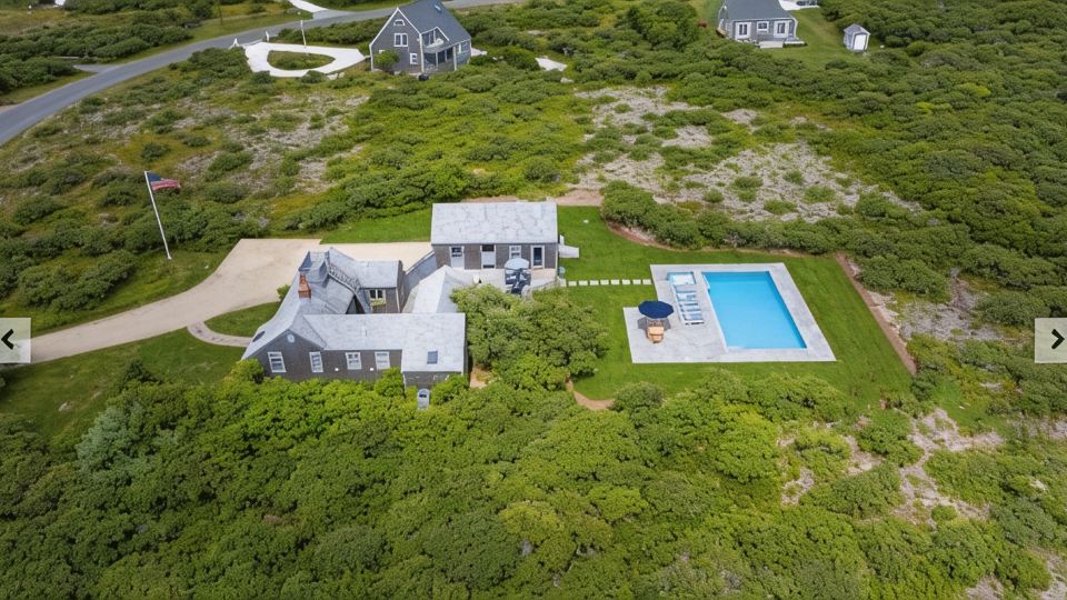 Beautiful private 4Bd/3Ba Home, Central A/C, Heated Pool, 1 mi from TN Beach!
