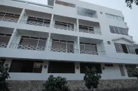 Mar Azul - Paracas - Parking