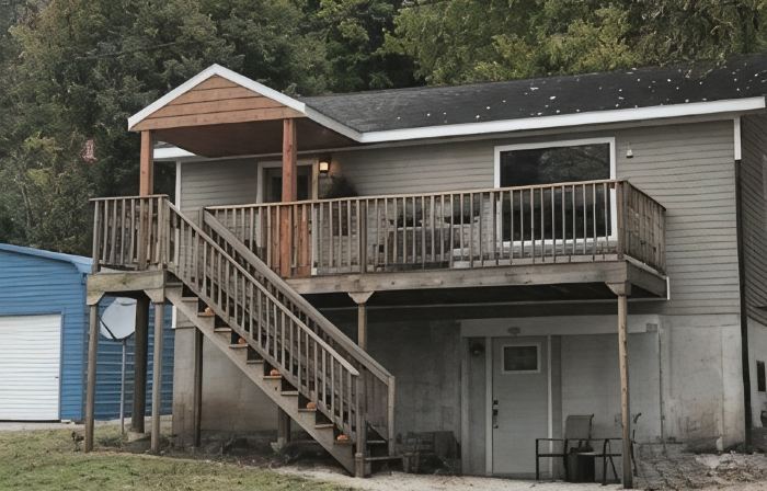 Modern 4 Bedroom 2 Bath Sleeps 10 Newly Renovated Whole House Rental