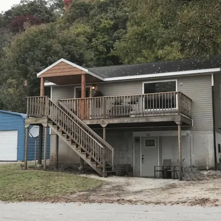 Modern 4 Bedroom 2 Bath Sleeps 10 Newly Renovated Whole House Rental