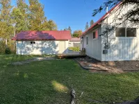 Stunning Remodeled Cabin Near Snowmobile/Orv Trails w/ Firepit Retreat - Feriehus