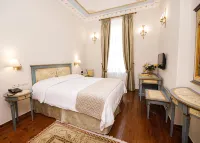 Palaiologos Luxury City Hotel - Bãi đậu xe