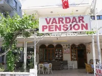 Vardar Pension - piscina