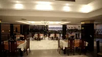 蓮花盧克索酒店 - 停車場