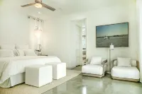 Location, comfort, and 5 beach accesses to more than one mile of deeded beach! - 5-Star