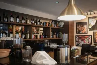 CityHotel, Thimphu - Bares