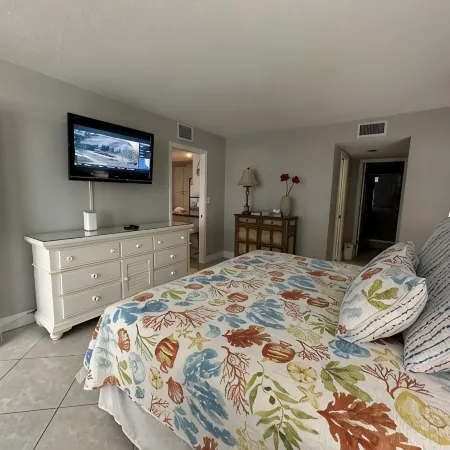 SK Condo on Beach  - 2 Pools, Private Beach  - Island Time T504 Ssrc - Sleeps 6