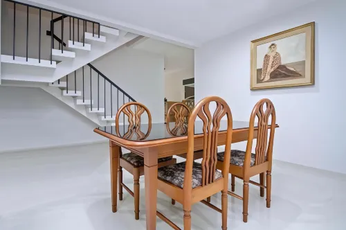 Urooms Tanah Abang -  Privatzimmer