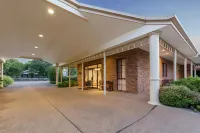 Best Western Ambassador Motor Inn  Apartments Hotels in Glenfield Park