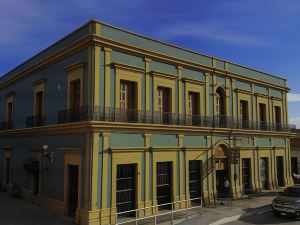 Santa Elena飯店