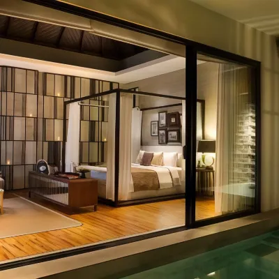 Berry Amour Romantic Villas Hotels near Central Seminyak