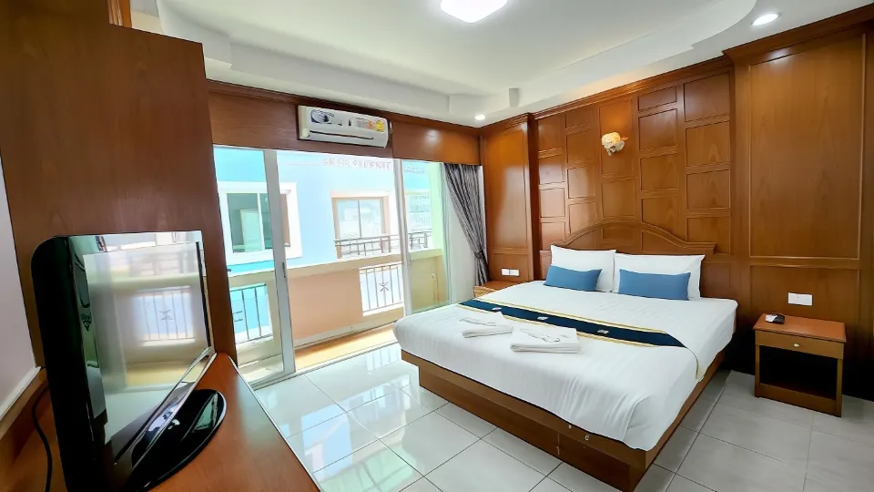 Chalita House