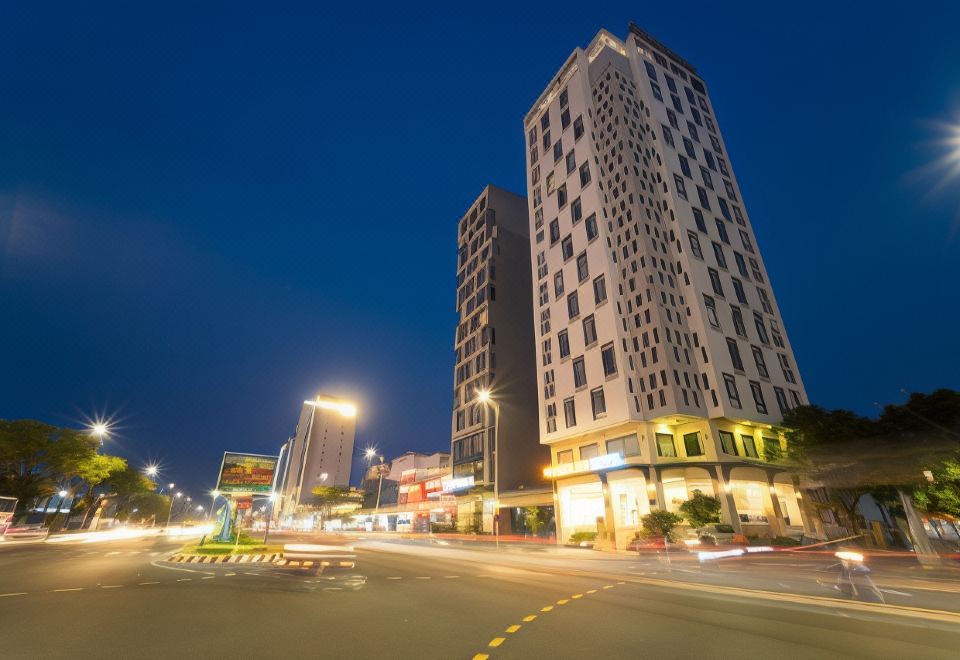 Golden Sun Hotel Danang