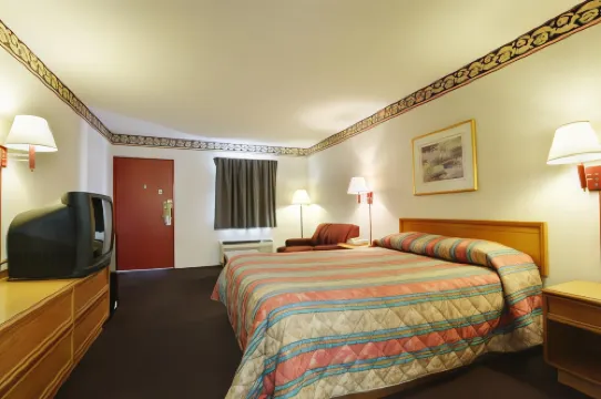 Americas Best Value Inn and Suites Macon