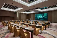 SCAPES Hotel - Business