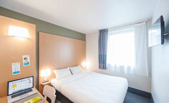 B&B Hôtel Clermont Ferrand Nord Riom