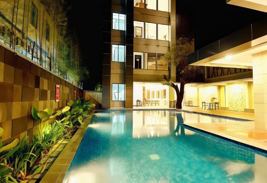 5. 칼리아 호텔 요..