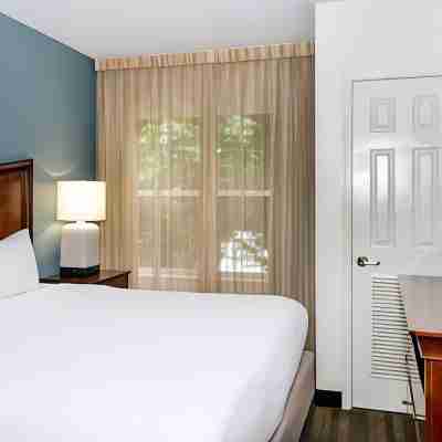 Hyatt House Herndon/Reston Rooms