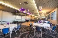 Nightcap at Skyways Hotel Hotels in Essendon North