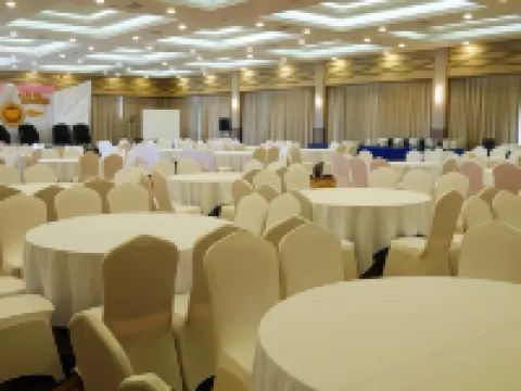The Golden Bay Hotel Batam Hotel di Bengkong