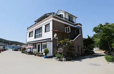 Taean Gaetyeowool Pension Hotel dekat Yeongmokhang Port