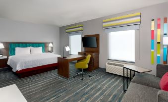 Hampton Inn & Suites Farmington