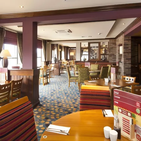 Premier Inn Liverpool (Tarbock) Отели рядом с достопримечательностью «Зал Спик»