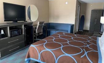 Super 8 by Wyndham Newport News