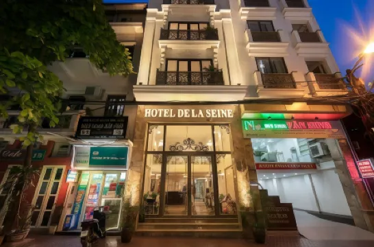 โรงแรมเดอลาแซน