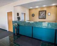 Econo Lodge - 2-Star