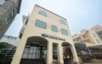 Buan Chaeseokgang Beach Hotel