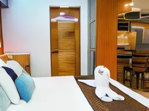 막탄아일랜드의 인기 럭셔리 홈스테이